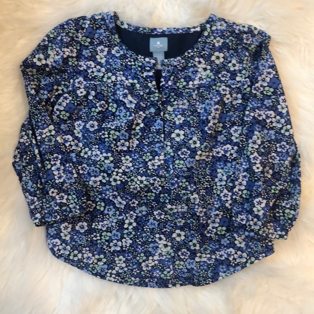 Baby gap size 3 shirt